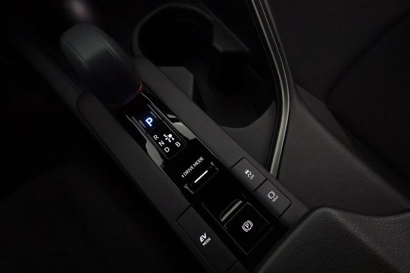 Toyota C-HR bild 25