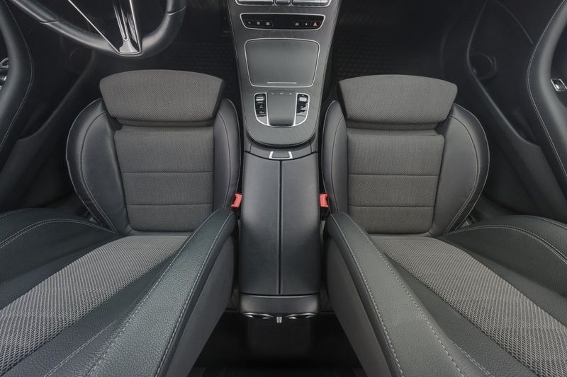 Mercedes E300 bild 14