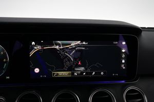 Mercedes E300 bild 18