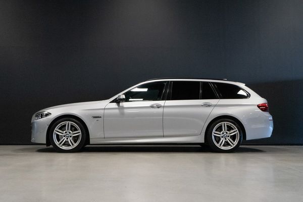 BMW 530 d xDrive Touring M Sport Innovation / Drag / Panorama - 2016