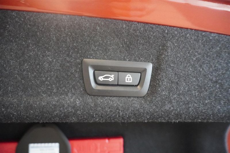 BMW 330 bild 6