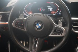 BMW 330 bild 9