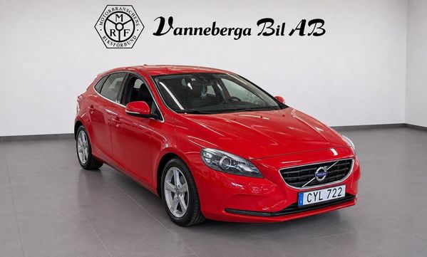 Volvo V40 D2 Momentum Drag/Euro 5 - 2014