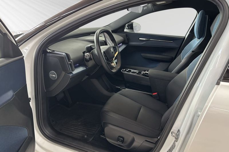 Volvo EX30 bild 7