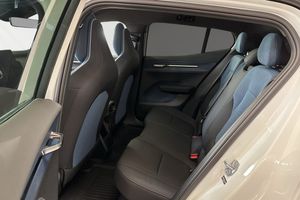 Volvo EX30 bild 8
