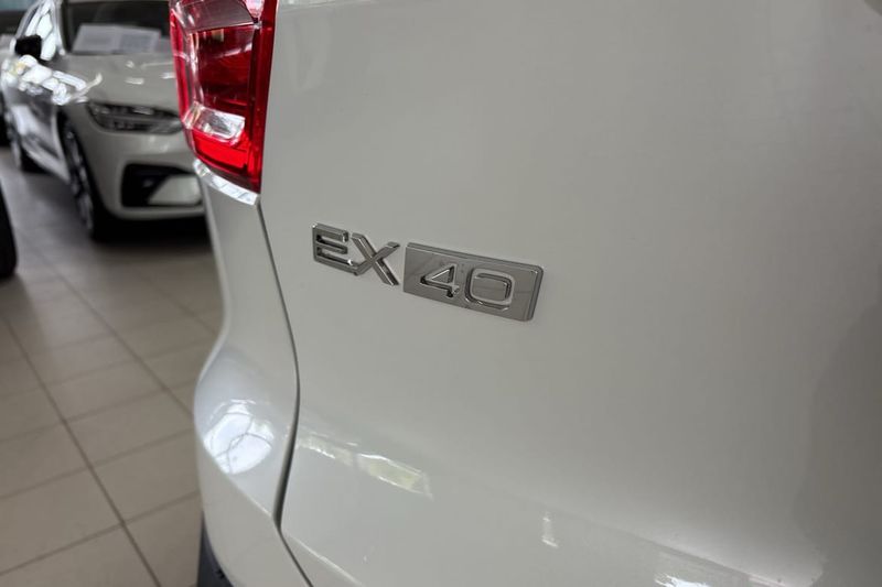 Volvo EX40 bild 20