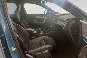 Volvo EX40 bild 10