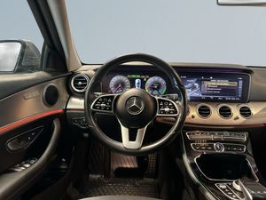 Mercedes E300 bild 9