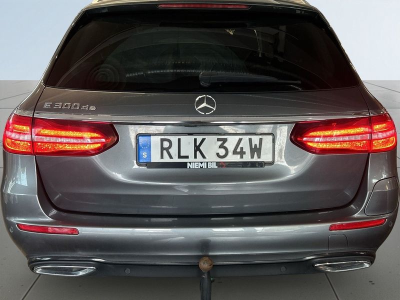Mercedes E300 bild 12