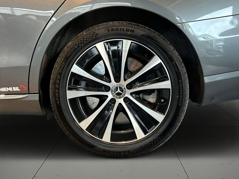 Mercedes E300 bild 14