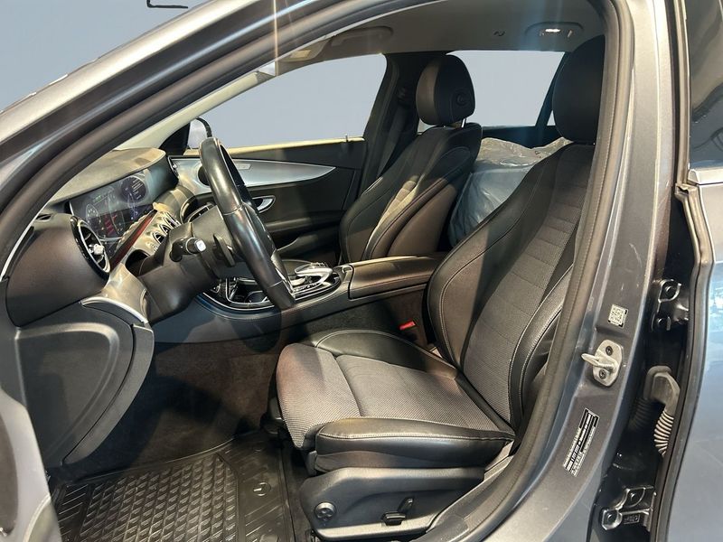 Mercedes E300 bild 13