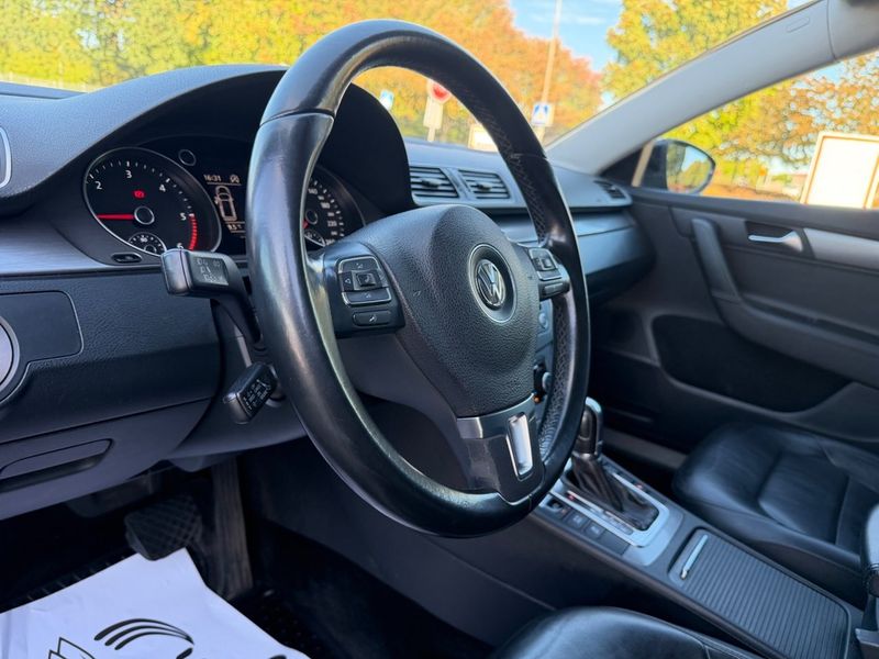 Volkswagen Passat bild 10