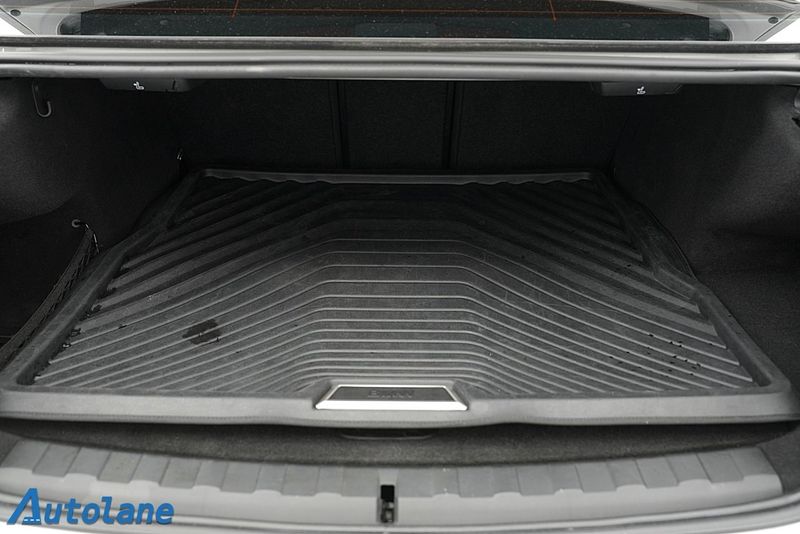 BMW 330 bild 37