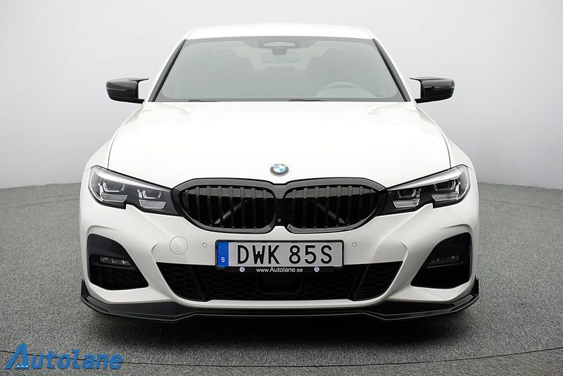 BMW 330 bild 14