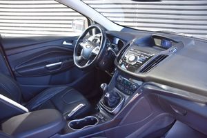 Ford Kuga bild 11
