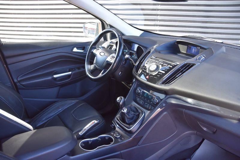 Ford Kuga bild 11