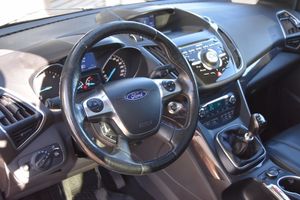 Ford Kuga bild 16