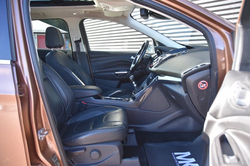 Ford Kuga bild 12