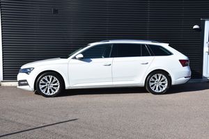 Skoda Superb bild 3