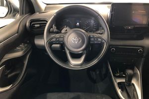 Toyota Yaris bild 11