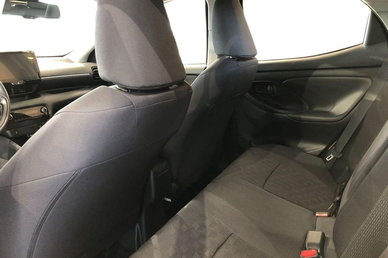 Toyota Yaris bild 13
