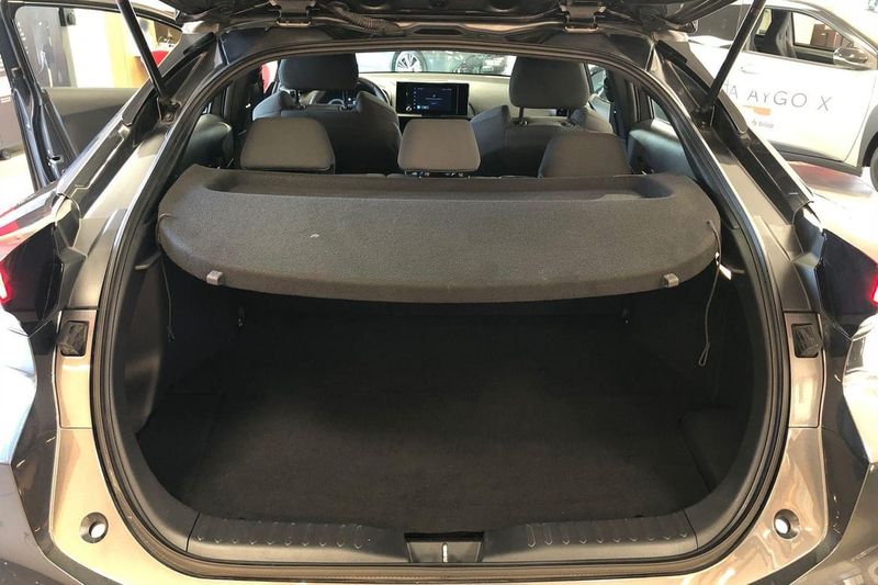 Toyota C-HR bild 12