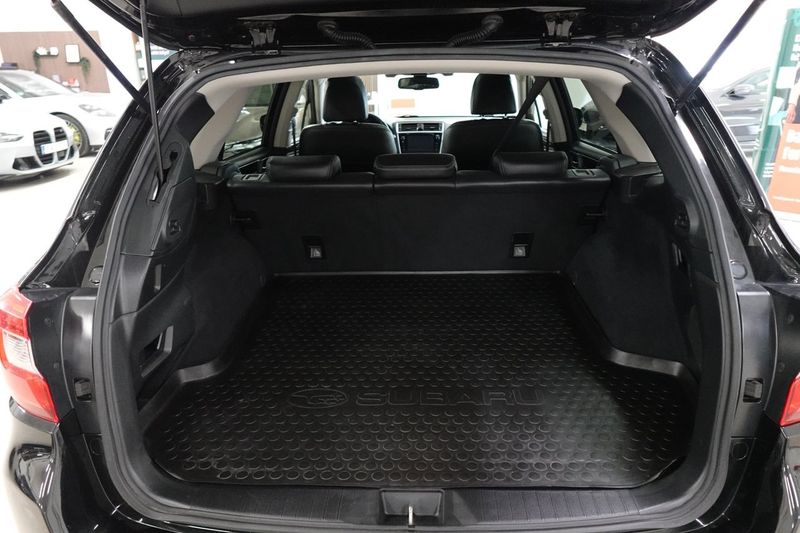 Subaru Outback bild 17