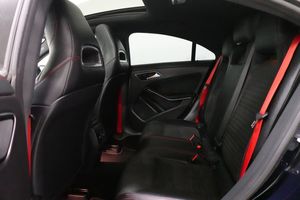 Mercedes CLA45 AMG bild 8