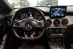 Mercedes CLA45 AMG bild 9