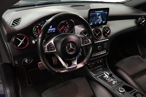 Mercedes CLA45 AMG bild 6