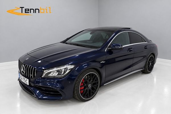 Mercedes CLA45 AMG 4MATIC Coupé Panorama Navi Kamera - 2017