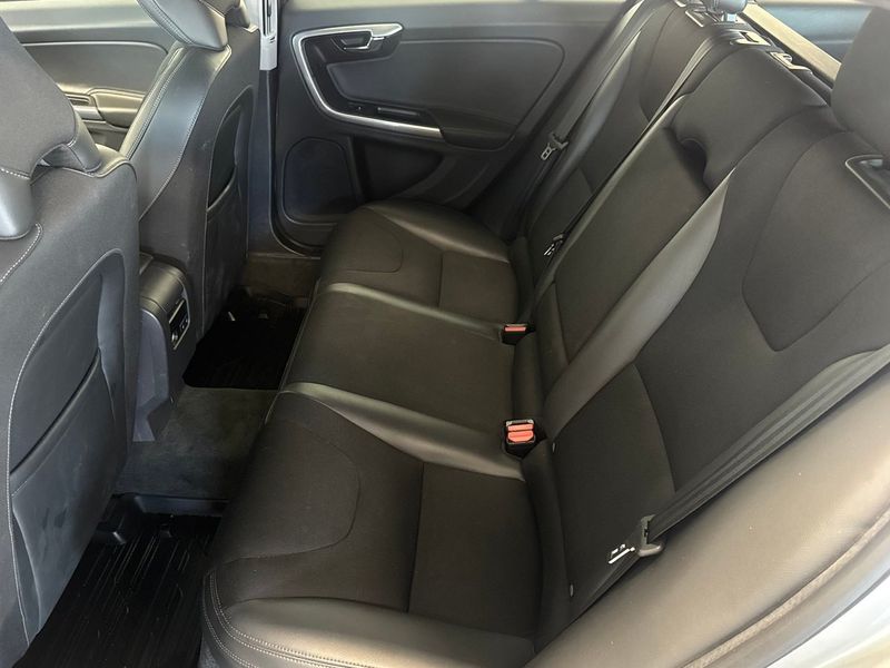 Volvo V60 bild 10