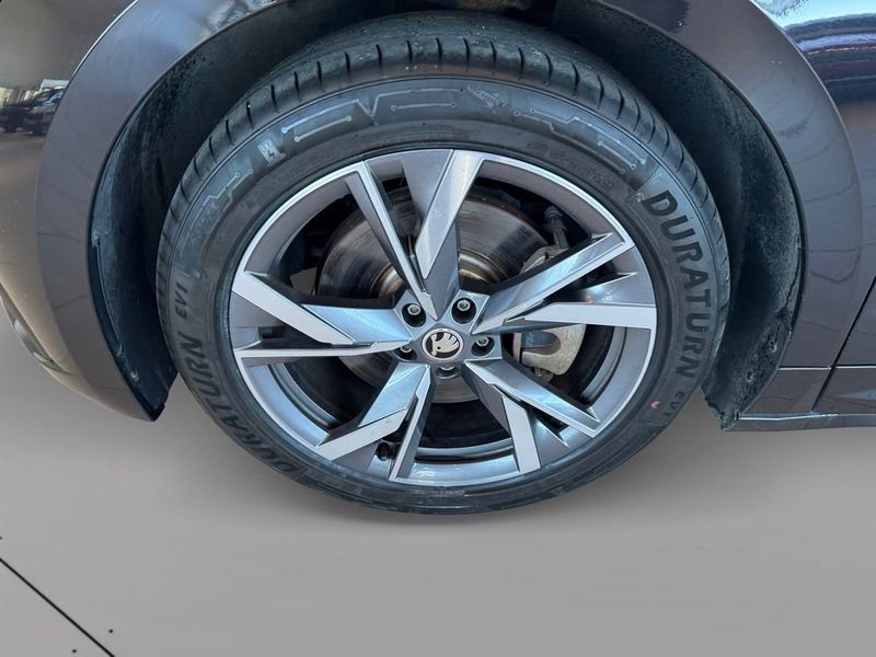 Skoda Enyaq bild 14