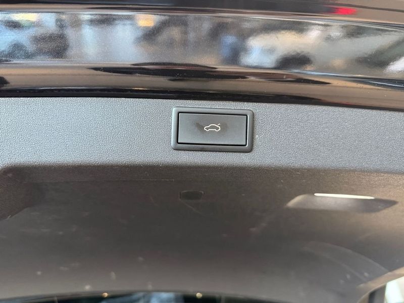Skoda Enyaq bild 6