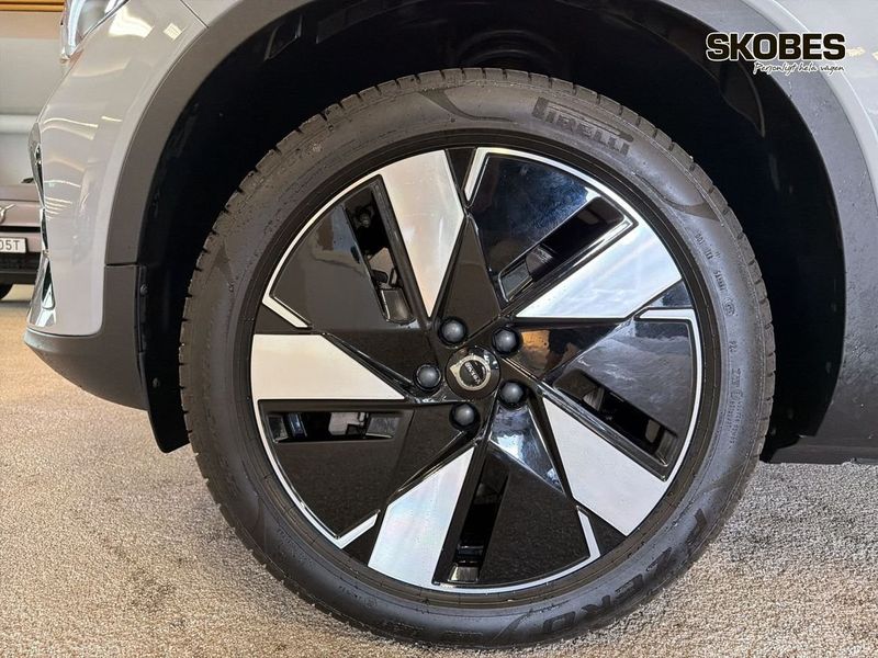 Volvo EX40 bild 18