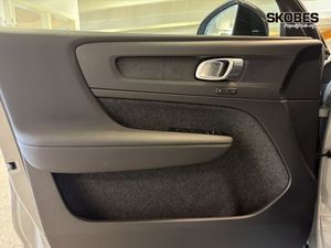 Volvo EX40 bild 16
