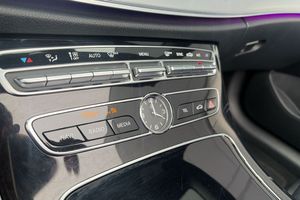 Mercedes E200 bild 16