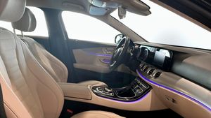 Mercedes E220 bild 3