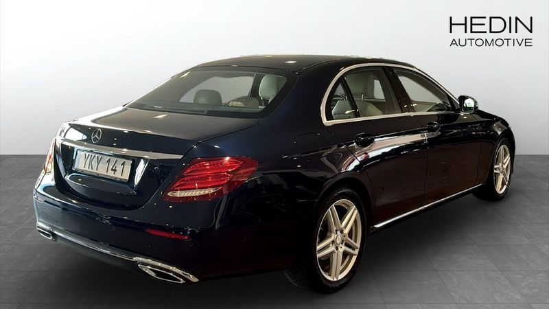 Mercedes E220 bild 2