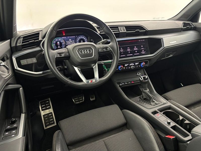 Audi Q3 bild 16