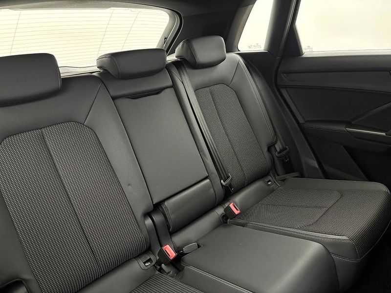 Audi Q3 bild 21