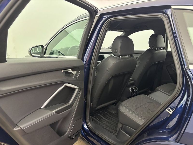 Audi Q3 bild 14