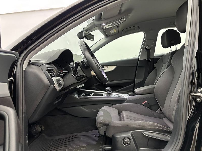 Audi A4 bild 13