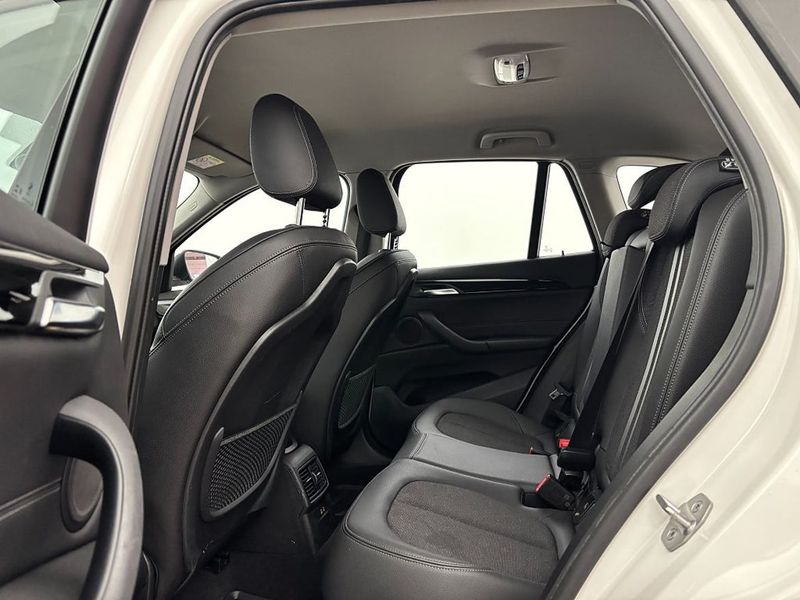 BMW X1 bild 15