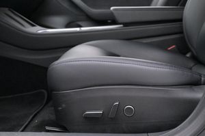 Tesla Model 3 bild 11
