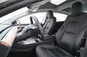 Tesla Model 3 bild 9