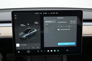 Tesla Model 3 bild 16