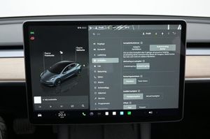 Tesla Model 3 bild 15