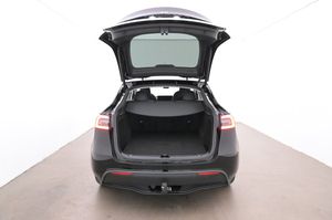 Tesla Model Y bild 21