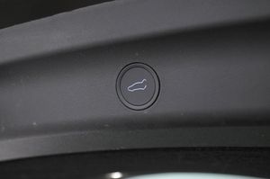 Tesla Model Y bild 22